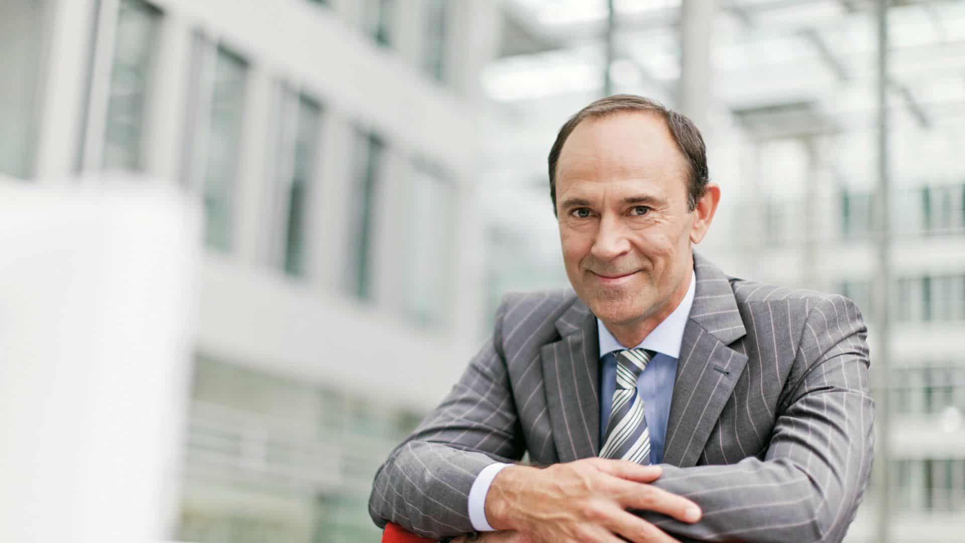 The Allure of Tungsten and Titanium Wedding Bands